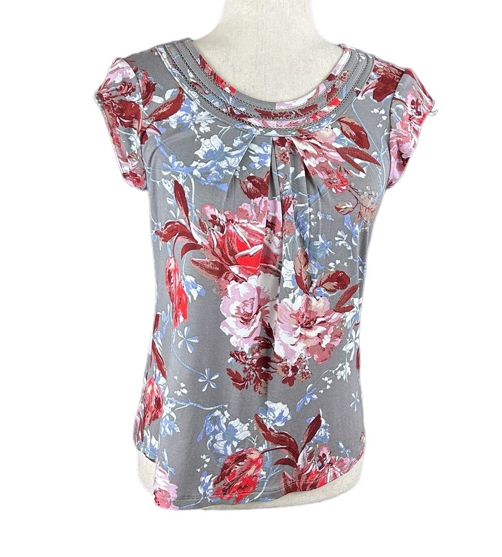 NWOT Stitch Fix Daniel Rainn Gray Floral Cap Sleeve Blouse Size Petite XS